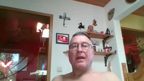 Snapshot of andybayern chatting on April 25, 2026, 7:33 am andybayern online show from April 25, 2026, 7:33 am