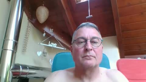 Snapshot of andybayern chatting on May 22, 2026, 1:28 pm andybayern online show from May 22, 2026, 1:28 pm