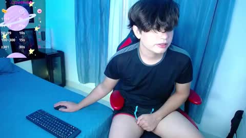 Snapshot of andyboy_19 chatting on February 4, 2025, 10:24 pm andy online show from February 4, 2025, 10:24 pm