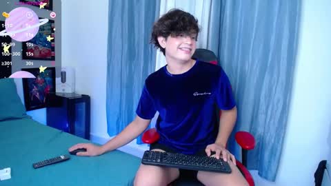 Snapshot of andyboy_19 chatting on February 16, 2025, 12:41 am andy online show from February 16, 2025, 12:41 am