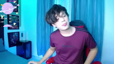 Snapshot of andyboy_19 chatting on February 19, 2025, 1:18 am andy online show from February 19, 2025, 1:18 am