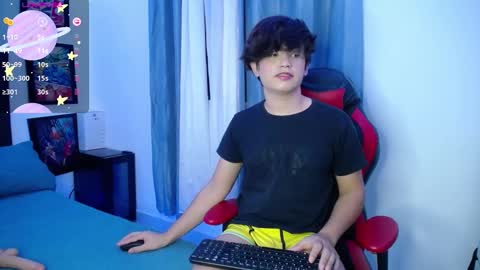 Snapshot of andyboy_19 chatting on February 27, 2025, 10:09 pm andy online show from February 27, 2025, 10:09 pm