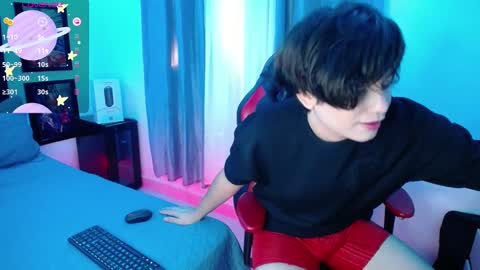 Snapshot of andyboy_19 chatting on March 11, 2025, 9:59 pm andy online show from March 11, 2025, 9:59 pm