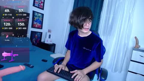 Snapshot of andyboy_19 chatting on December 19, 2025, 1:56 am andy online show from December 19, 2025, 1:56 am