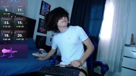 Snapshot of andyboy_19 chatting on July 16, 2026, 10:49 pm andy online show from July 16, 2026, 10:49 pm