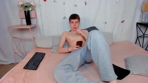 Mandy and Andy online show from January 9, 2026, 12:35 am