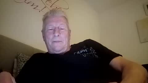 andyk1704 online show from January 23, 2025, 3:11 pm