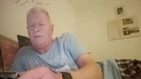 andyk1704 online show from January 27, 2025, 4:41 am