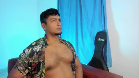 Snapshot of andylemonda chatting on January 26, 2025, 12:01 pm andylemonda online show from January 26, 2025, 12:01 pm