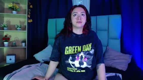 Snapshot of andylovera_ chatting on December 16, 2025, 11:26 am Andy online show from December 16, 2025, 11:26 am