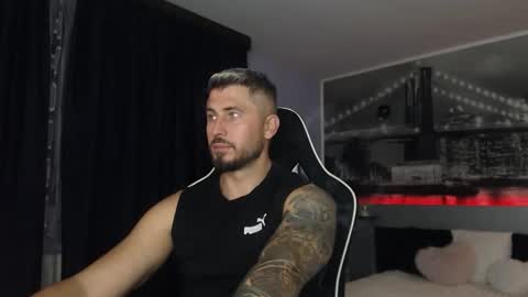 Magic Andy online show from October 25, 2025, 11:54 pm