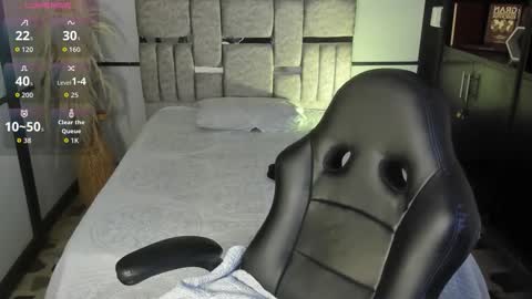 Andy online show from December 19, 2025, 9:00 pm