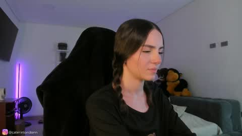      online show from April 6, 2026, 2:09 am