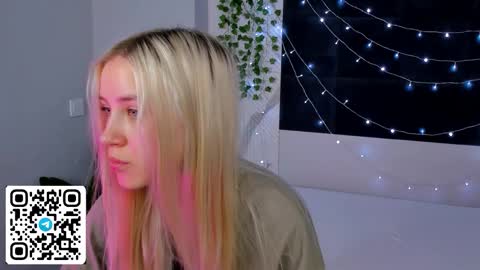 Anelly online show from March 16, 2026, 9:57 am