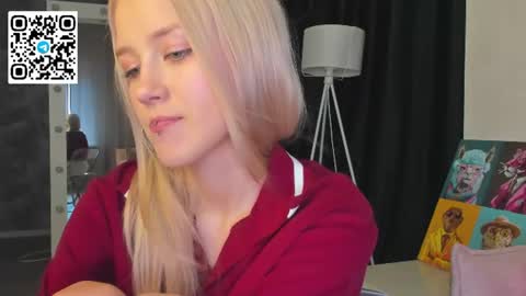 Snapshot of anellyball_ chatting on July 25, 2026, 9:07 am Anelly online show from July 25, 2026, 9:07 am