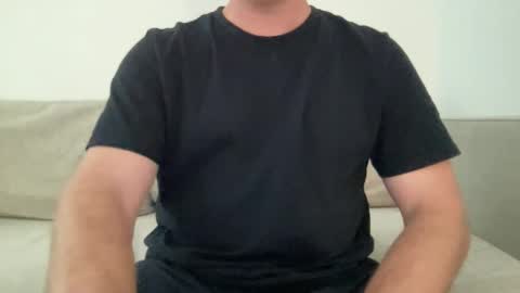 Snapshot of anewsummer chatting on September 21, 2025, 9:27 pm anewsummer online show from September 21, 2025, 9:27 pm