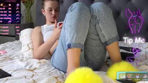 Snapshot of ange1ok chatting on March 12, 2025, 9:55 am ange1ok online show from March 12, 2025, 9:55 am