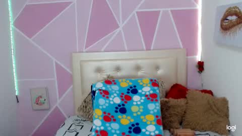 ange_drty online show from November 22, 2025, 4:06 pm