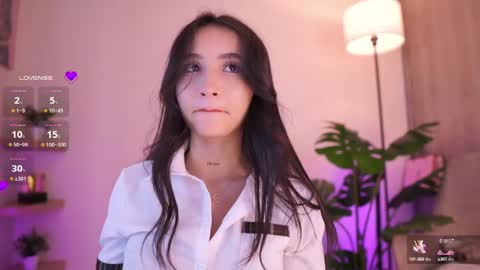 Angel online show from September 18, 2025, 2:57 am