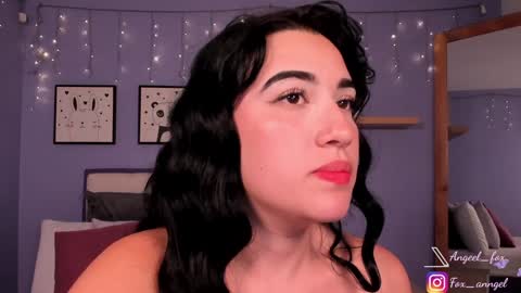 Angel  online show from January 12, 2025, 1:32 am