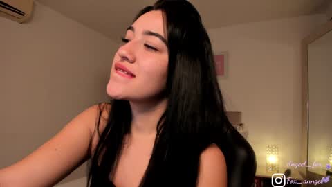 Angel  online show from January 26, 2025, 10:12 am