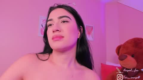 Angel  online show from September 18, 2025, 2:35 am