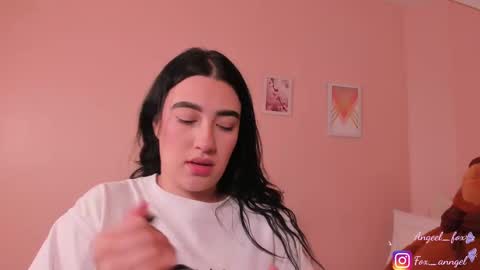 Angel  online show from October 7, 2025, 2:31 am