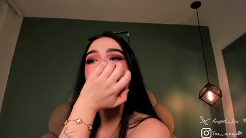 Snapshot of angeel_fox chatting on July 17, 2026, 5:25 am Angel online show from July 17, 2026, 5:25 am