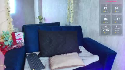 angeelblosoom online show from June 13, 2026, 12:03 pm