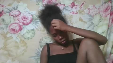 angeeliine online show from April 14, 2026, 6:47 pm