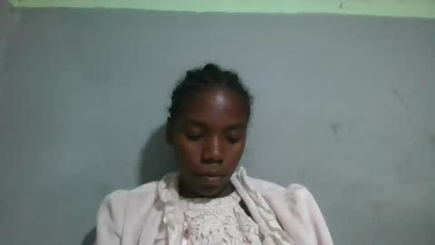 Snapshot of angeeliine chatting on July 7, 2026, 11:47 am angeeliine online show from July 7, 2026, 11:47 am