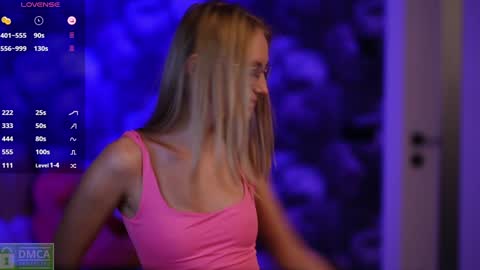 angeellina online show from December 8, 2024, 8:25 pm