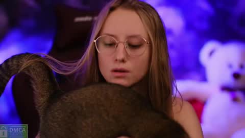 angeellina online show from February 11, 2025, 10:18 pm