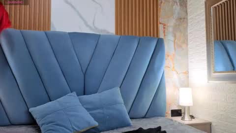 Snapshot of angel__red_ chatting on January 7, 2026, 6:27 am angel__red_ online show from January 7, 2026, 6:27 am