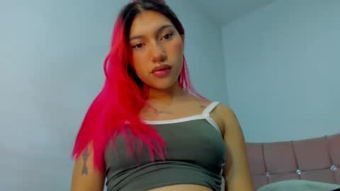 Snapshot of angel_copper chatting on December 10, 2024, 12:06 am Angie indepent model online show from December 10, 2024, 12:06 am