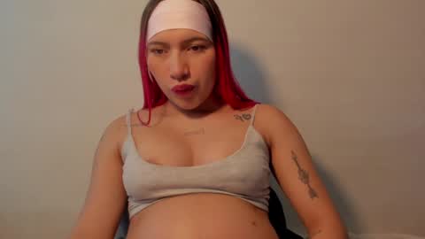 Snapshot of angel_copper chatting on February 6, 2025, 11:37 pm Angie indepent model online show from February 6, 2025, 11:37 pm