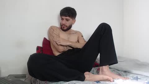 Snapshot of angel_damons_ chatting on October 31, 2025, 1:45 pm Angel Damons online show from October 31, 2025, 1:45 pm