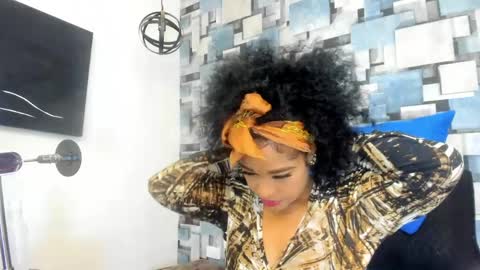 Snapshot of angel_dthroat chatting on May 7, 2026, 12:10 pm ANGHEL online show from May 7, 2026, 12:10 pm