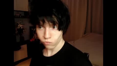 Ray online show from June 10, 2026, 8:52 pm