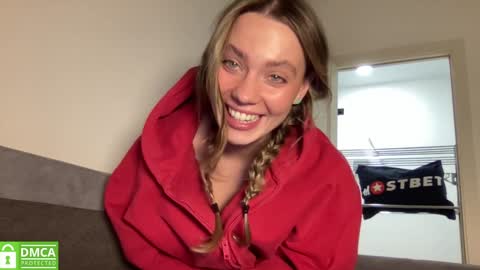 Snapshot of angel_from_sky chatting on January 24, 2025, 1:57 pm Greetings Jess online show from January 24, 2025, 1:57 pm