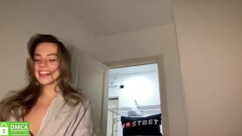 Snapshot of angel_from_sky chatting on January 25, 2025, 3:30 pm Greetings Jess online show from January 25, 2025, 3:30 pm