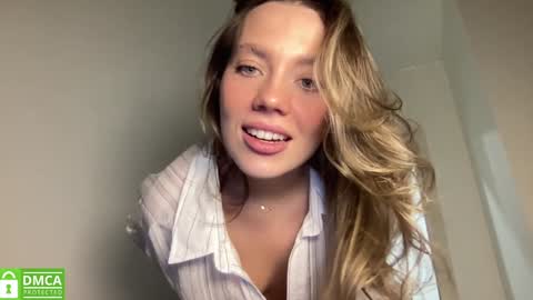 Snapshot of angel_from_sky chatting on March 11, 2025, 2:29 pm Greetings Jess online show from March 11, 2025, 2:29 pm