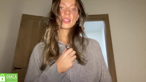 Snapshot of angel_from_sky chatting on October 11, 2025, 11:53 am Greetings Jess online show from October 11, 2025, 11:53 am