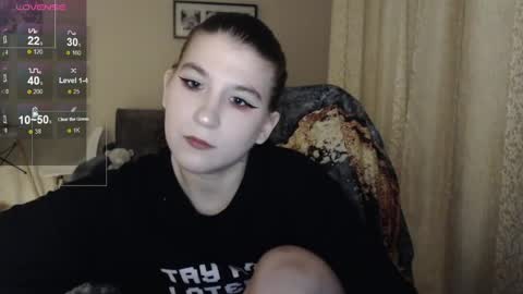 Snapshot of angel_gelya chatting on April 1, 2026, 4:37 pm Angel online show from April 1, 2026, 4:37 pm