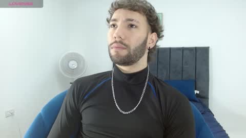 angel_kyrozz online show from January 10, 2026, 7:15 pm