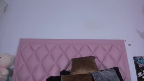 Angel  online show from January 10, 2025, 4:44 am