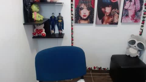 Snapshot of angel_love_90 chatting on February 6, 2025, 3:59 am Angel online show from February 6, 2025, 3:59 am