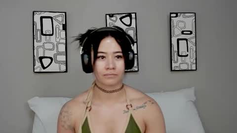 Angel online show from December 20, 2025, 5:31 pm