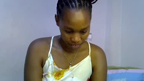 Snapshot of angel_mia5 chatting on July 27, 2026, 3:52 pm angel_mia5 online show from July 27, 2026, 3:52 pm