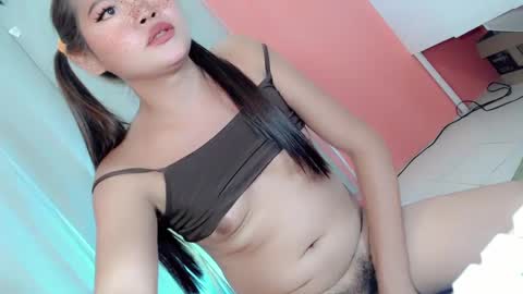 Snapshot of angel_mylove chatting on February 7, 2025, 4:37 am angel_mylove online show from February 7, 2025, 4:37 am